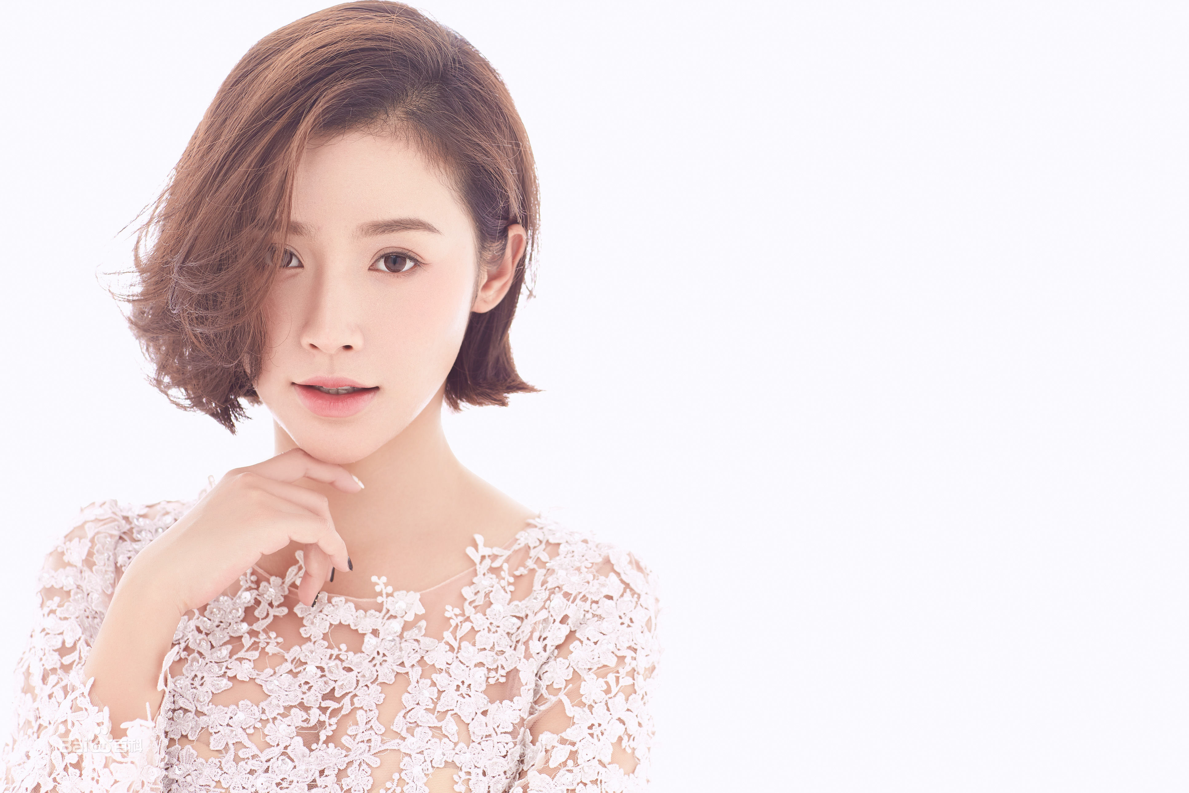 瑛子(Ruth)气质高雅生活照相册