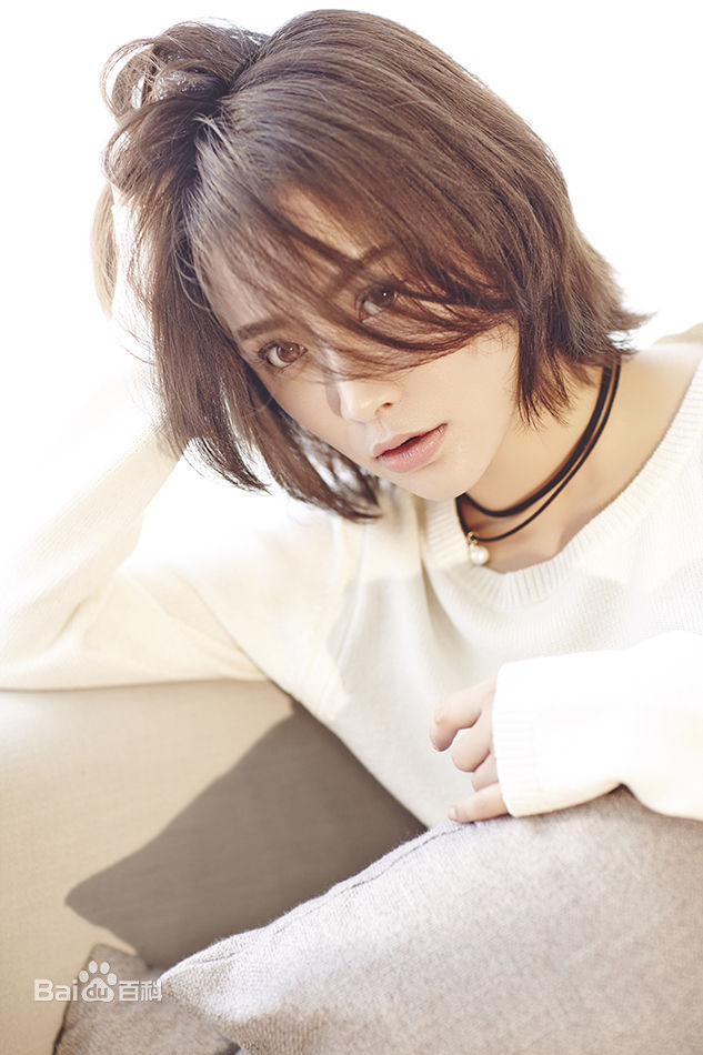 瑛子(Ruth)最新2017壁纸