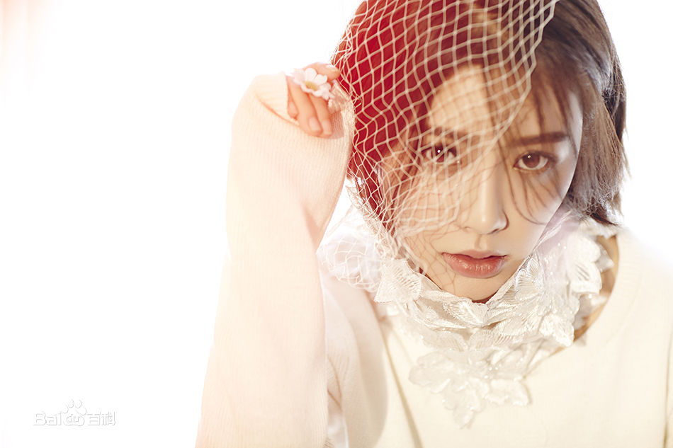 瑛子(Ruth)最新2017壁纸