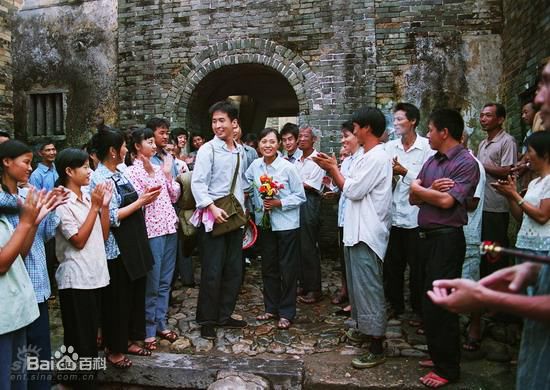 李艳秋《阿容》最全剧照