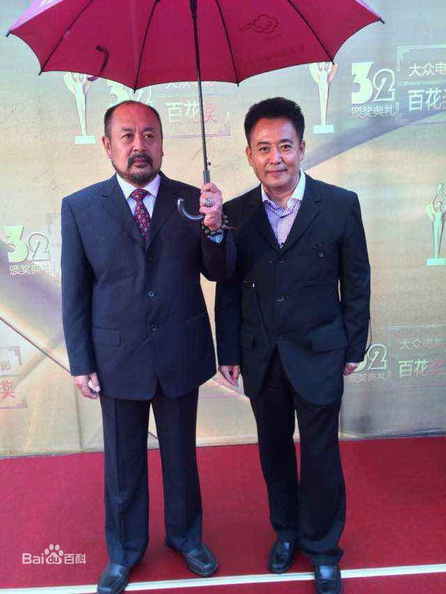 郭伟华周恩来扮演者图册