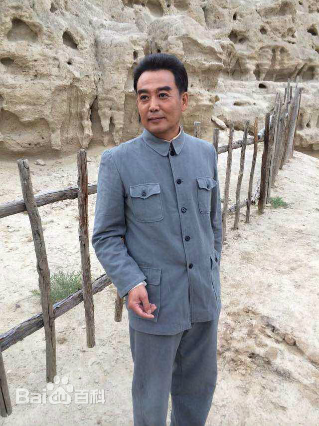 郭伟华周恩来扮演者图册