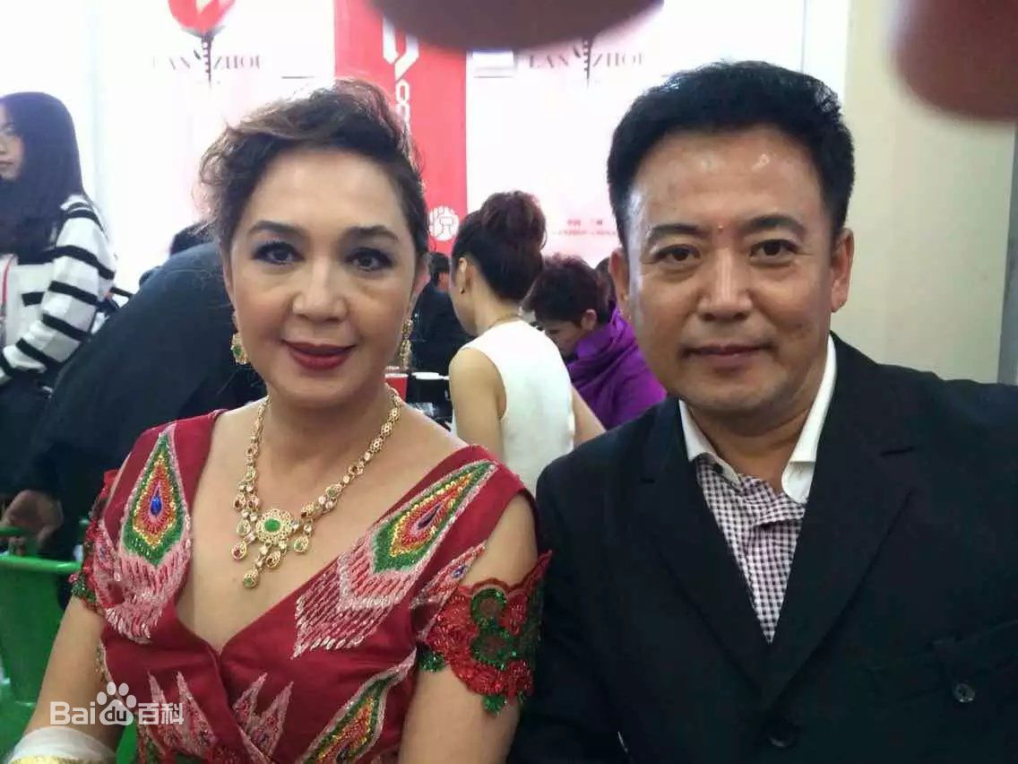 高清郭伟华图片