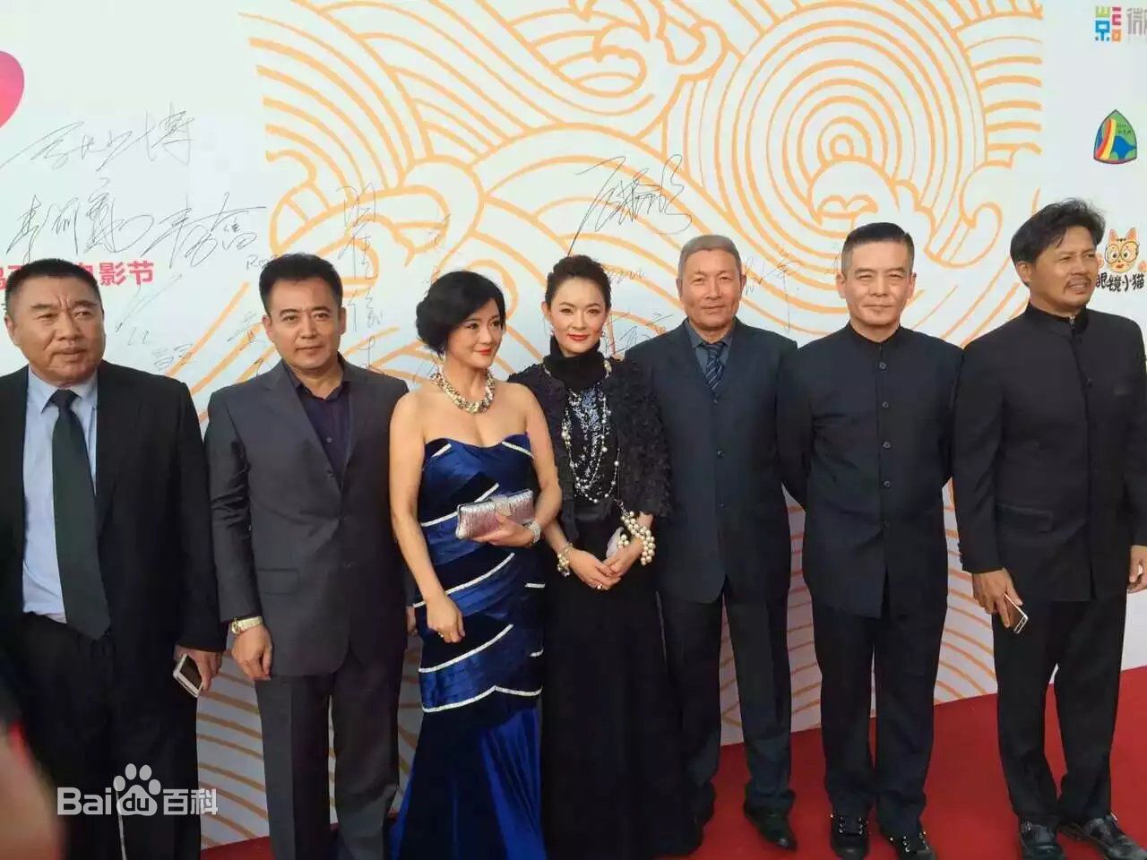 高清郭伟华图片