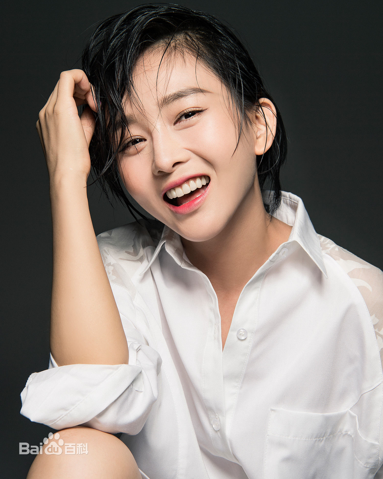 夏一瑶知性大方图片图集