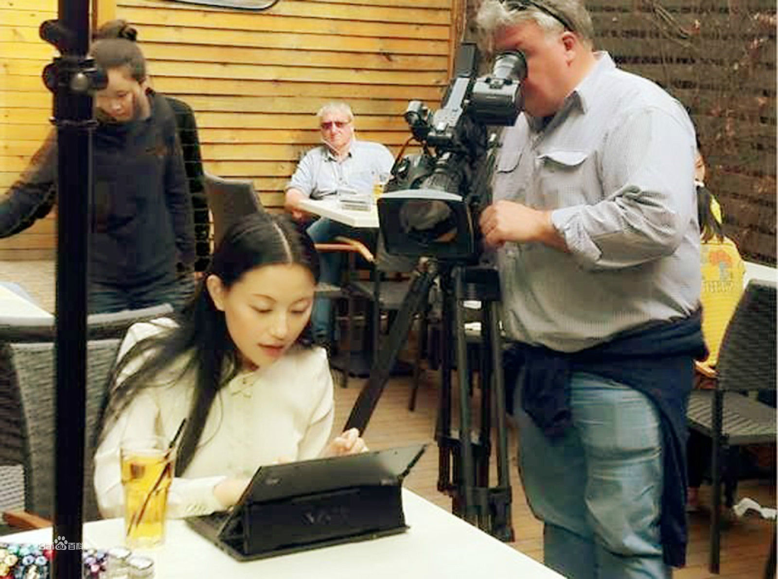 袁满Intel内部宣传片广告-壁纸壁纸