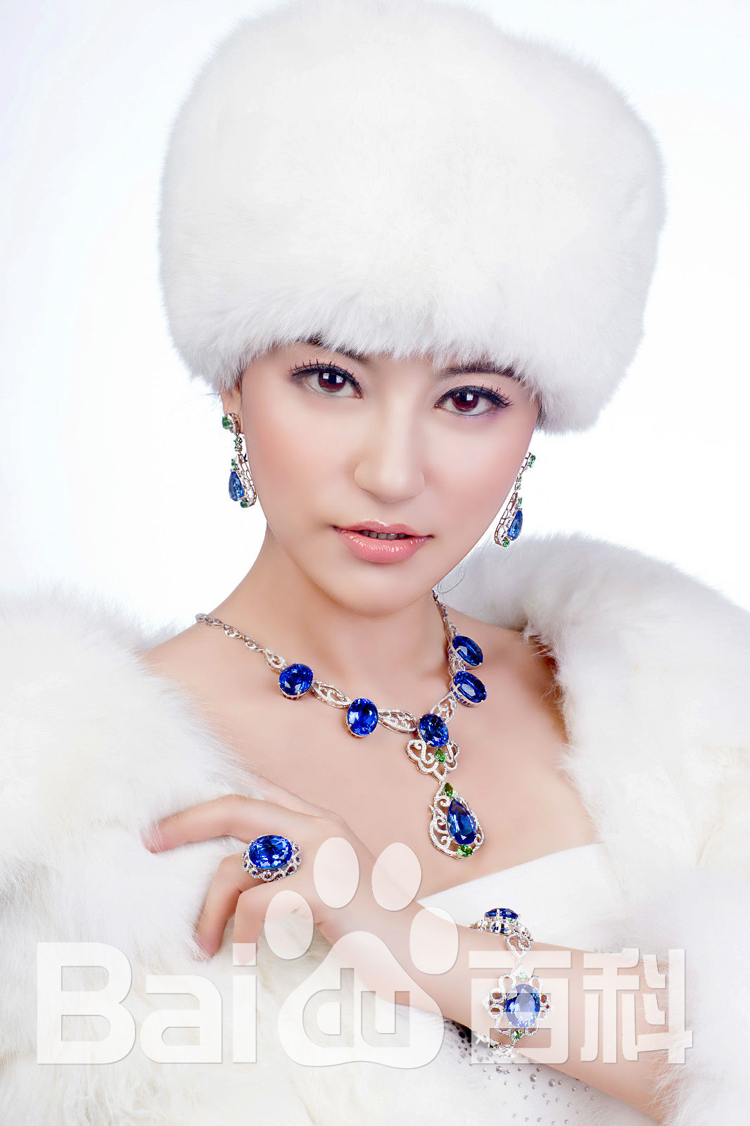 袁满珠宝形象代言人壁纸壁纸