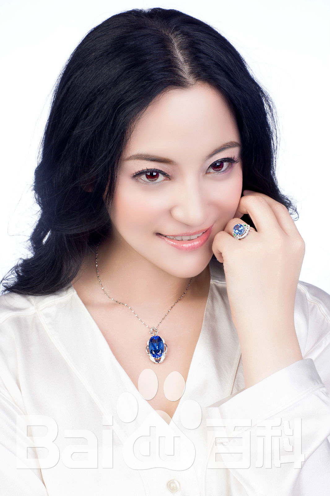 袁满珠宝形象代言人壁纸壁纸