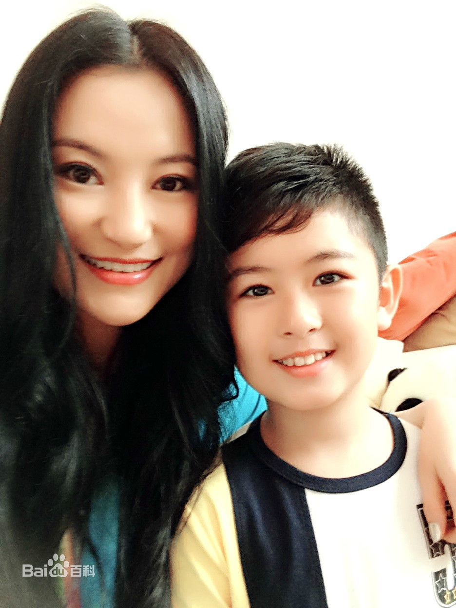 袁满Nabi广告宣传片-性感图片壁纸