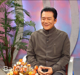 侯耀文前后照片