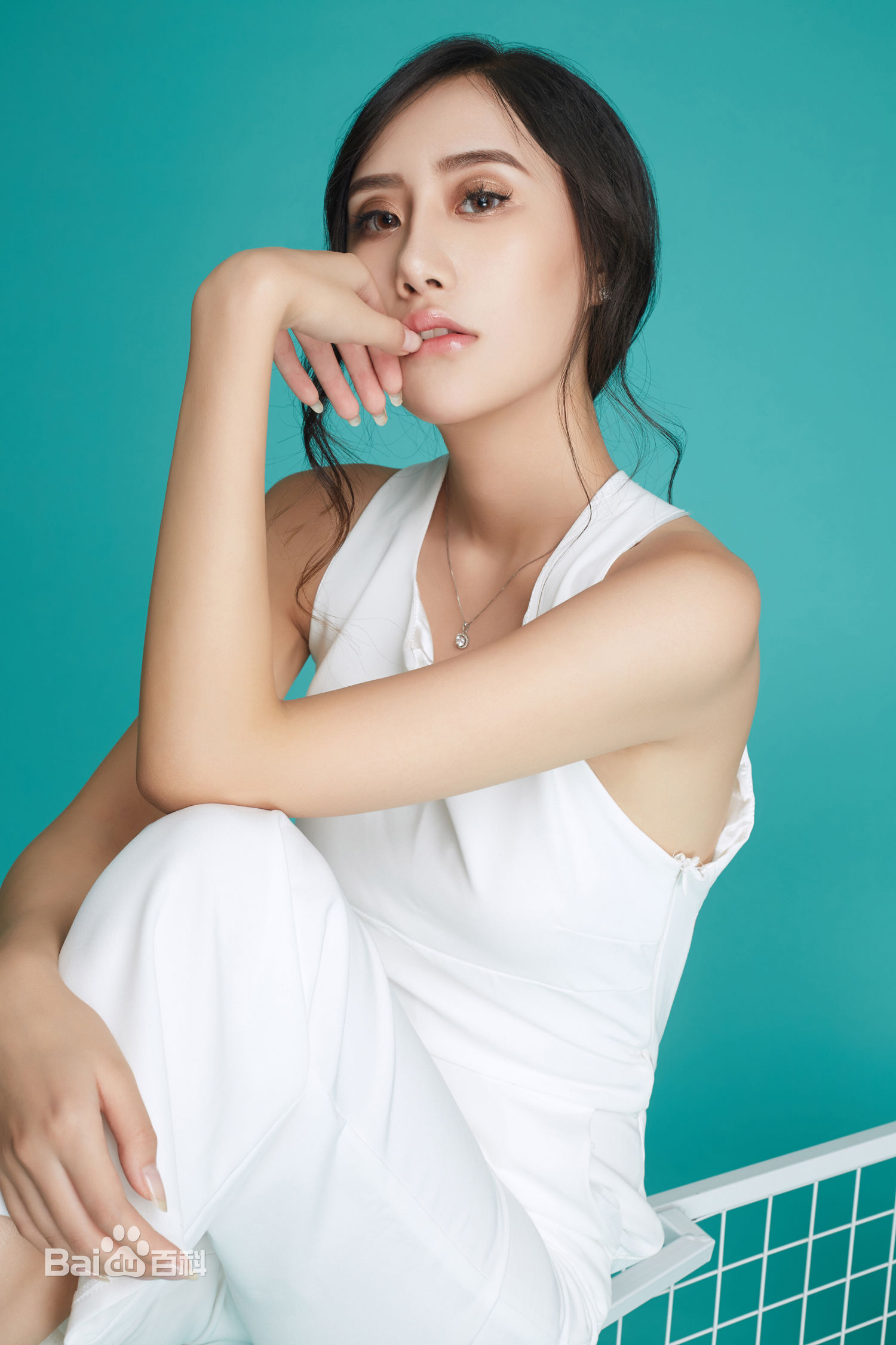 吴晴(Kate)最全【时尚造型杂志】壁纸