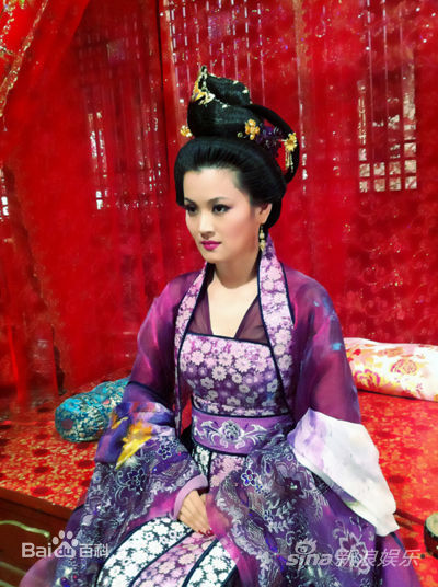 孟霞沂蒙山酒代言壁纸壁纸