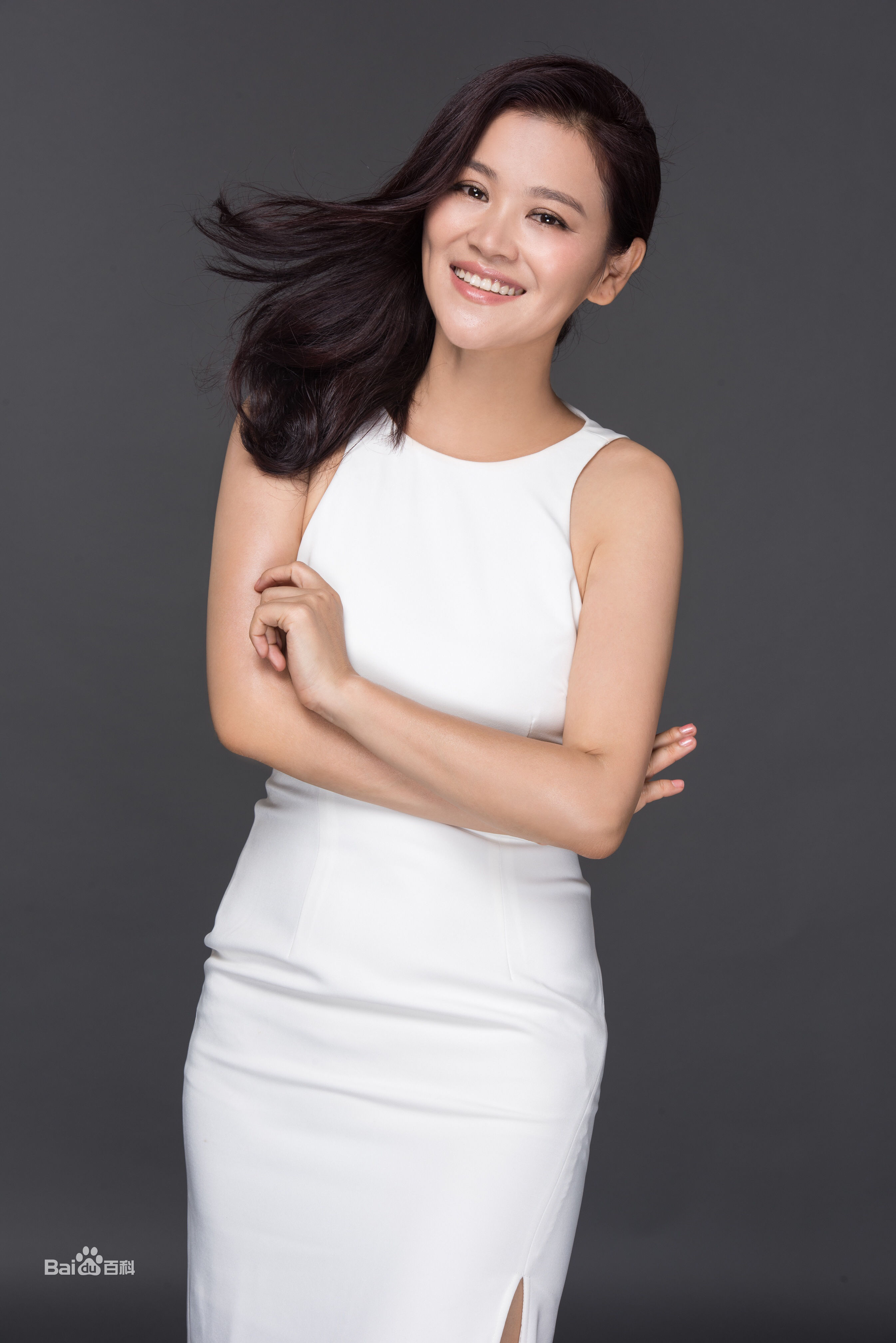 孟霞沂蒙山酒代言壁纸壁纸