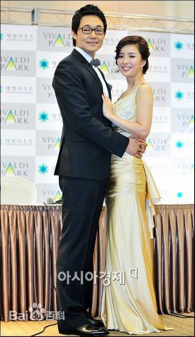 高清申银贞()图片