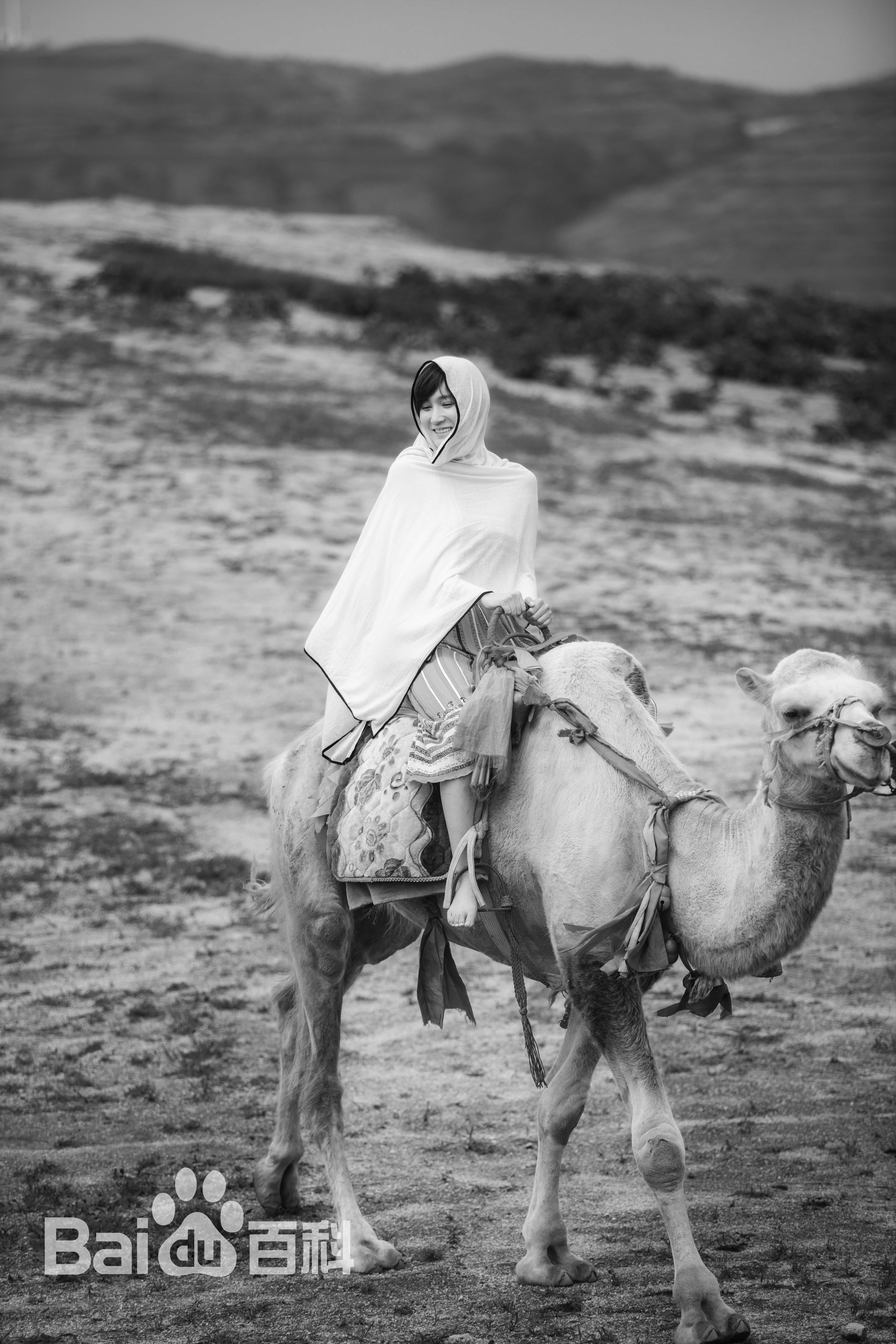 王艺嘉(Cherry)的生活照素颜照壁纸