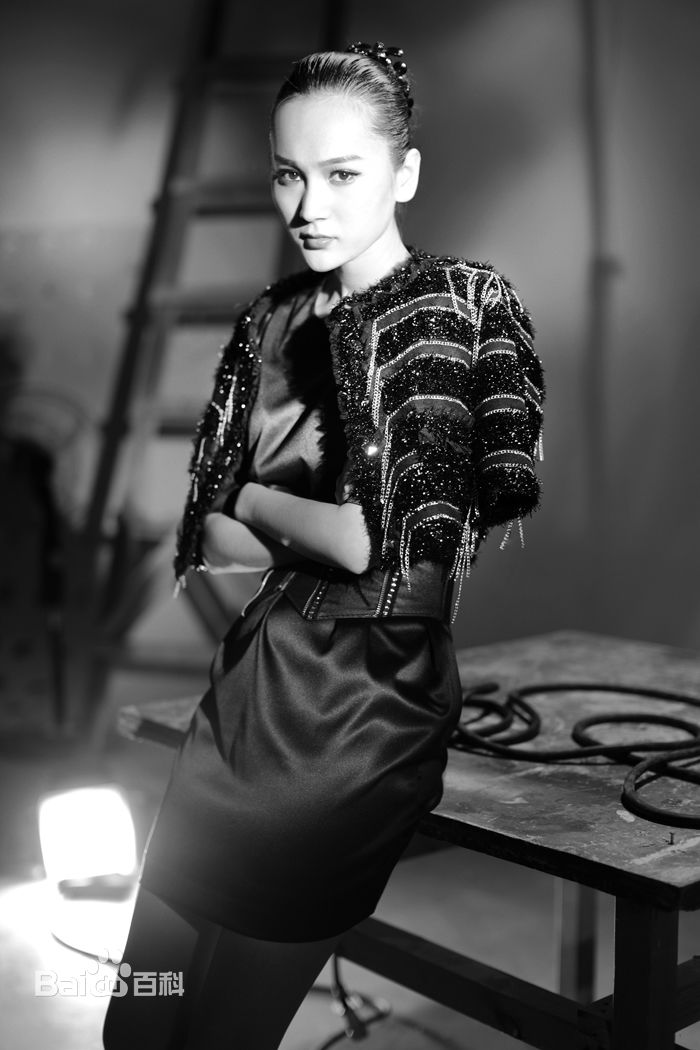 王艺嘉(Cherry)经常图库素颜照相册