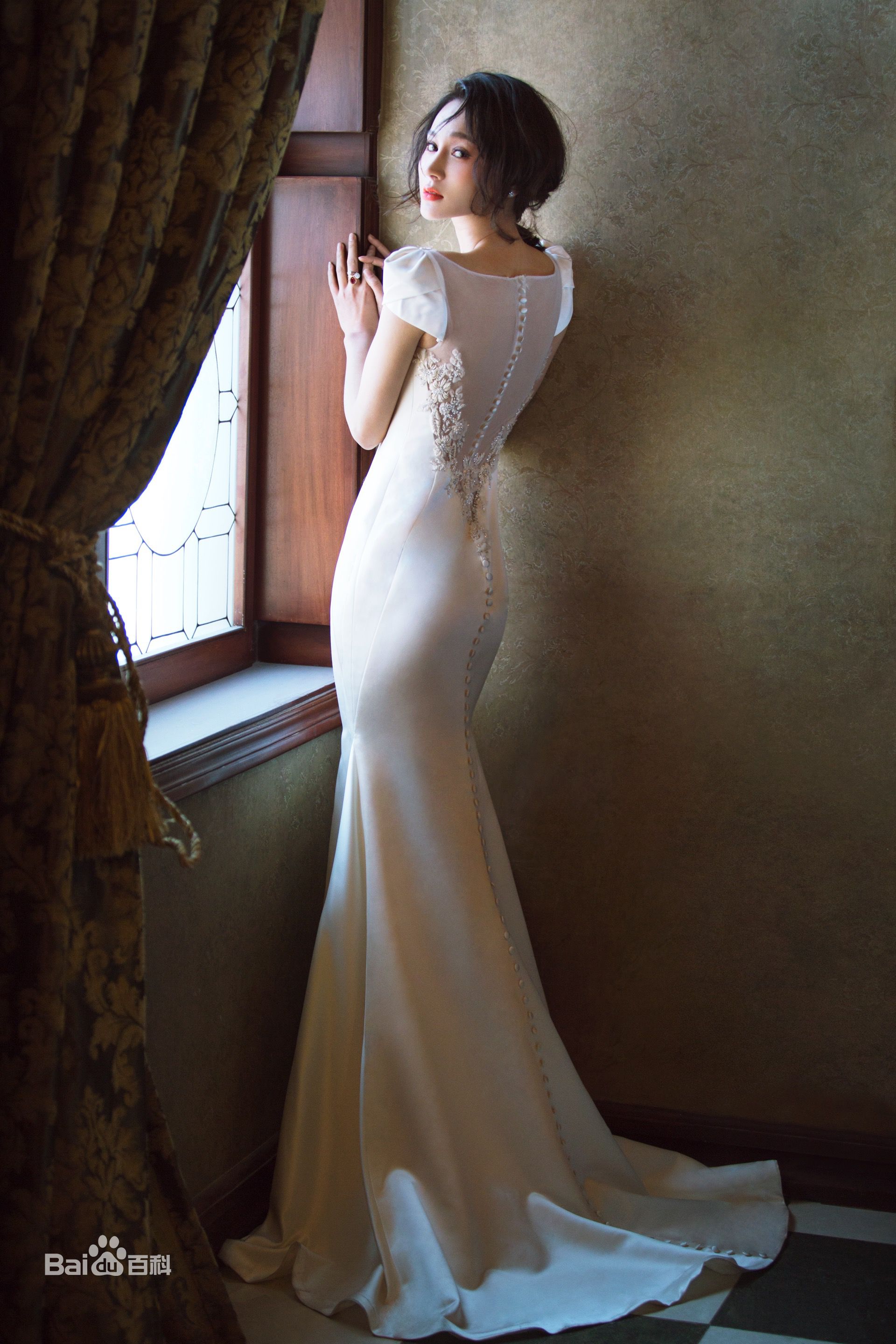 高清王艺嘉(Cherry)【时尚新娘】图集