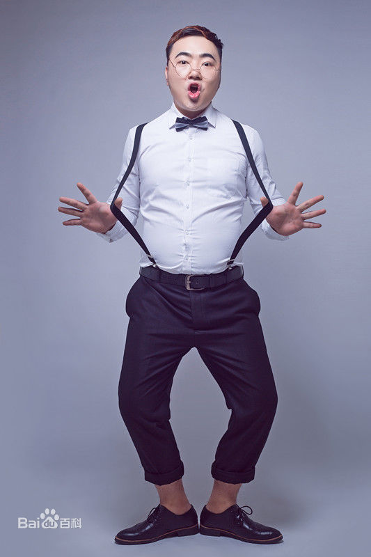 张艺腾照片前后照片