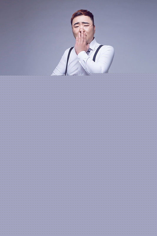 张艺腾照片前后照片