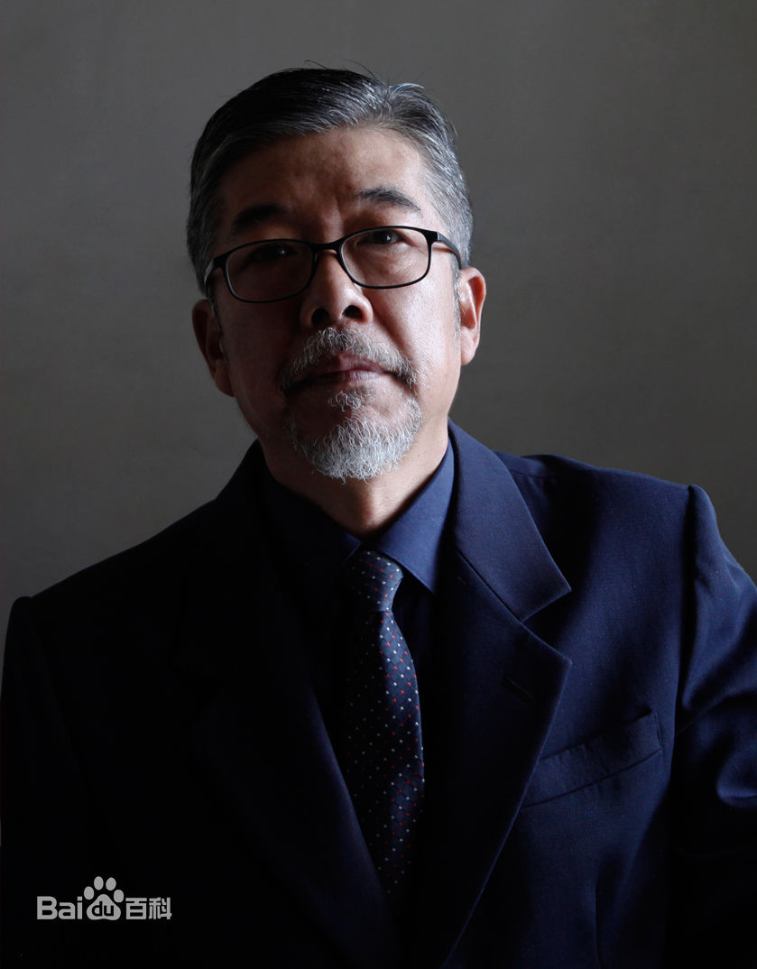 姜少华走过的岁月生活照