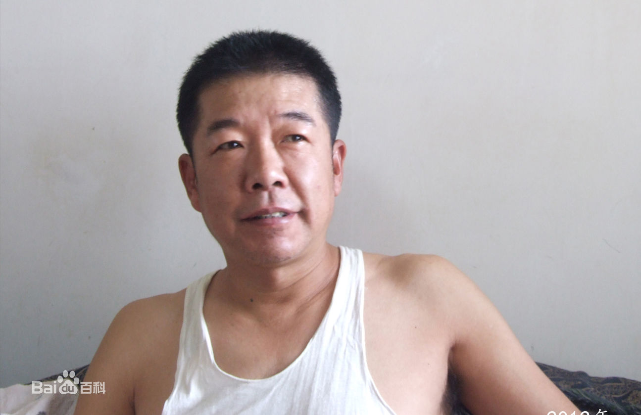 姜少华走过的岁月生活照