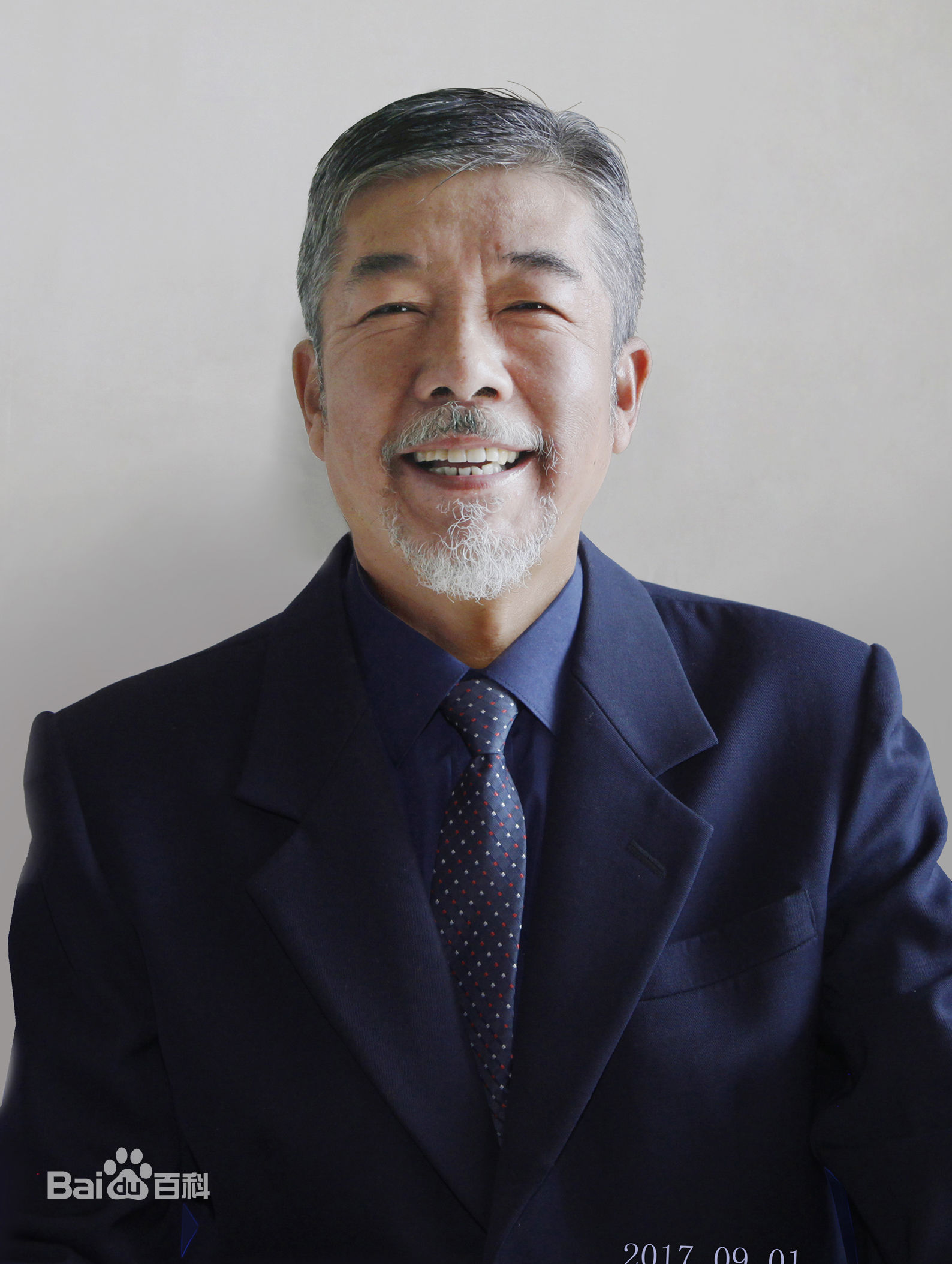 姜少华近期近照素颜照相册