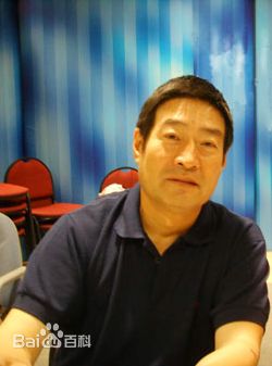 最新翟万臣在与李慧敏共同录制《长篇经典-老人与海》中的壁纸