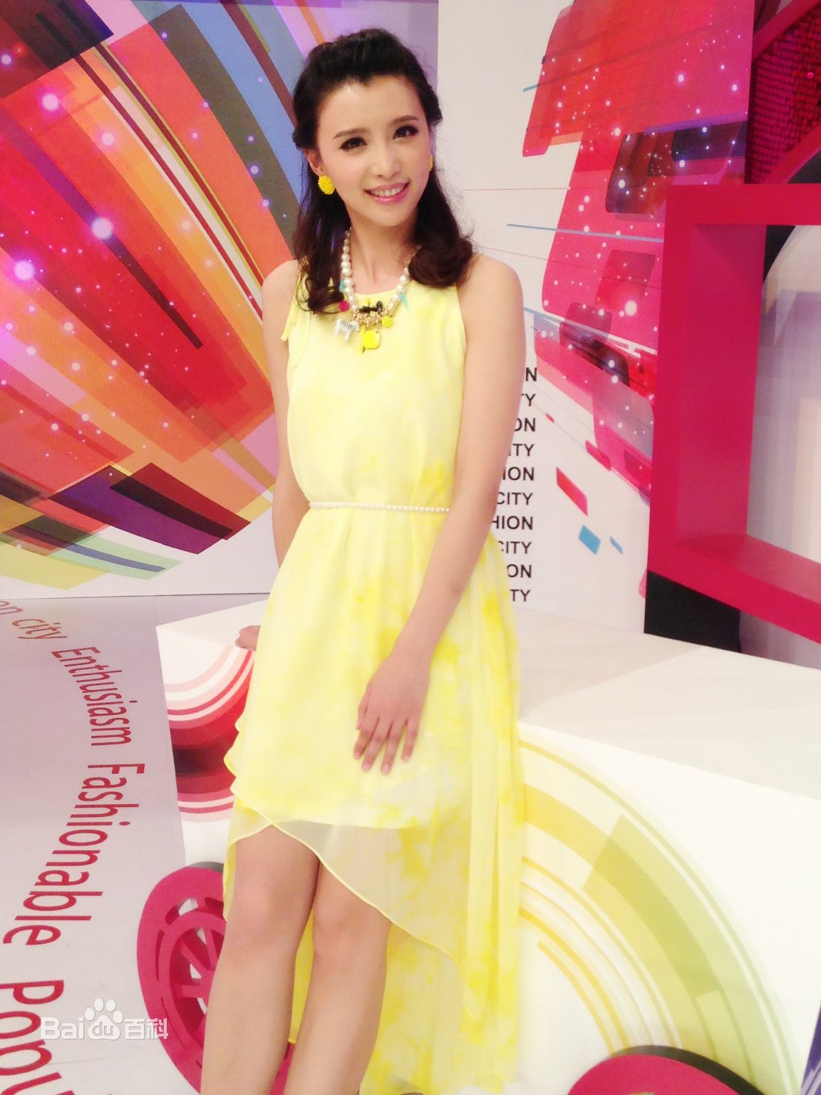 张杨果而果儿照片图片图集