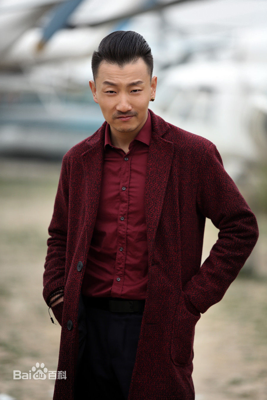 廉赛(Lian Sai)最新壁纸