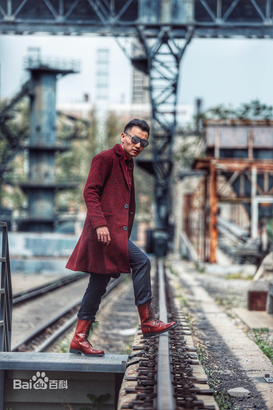 廉赛(Lian Sai)最新壁纸