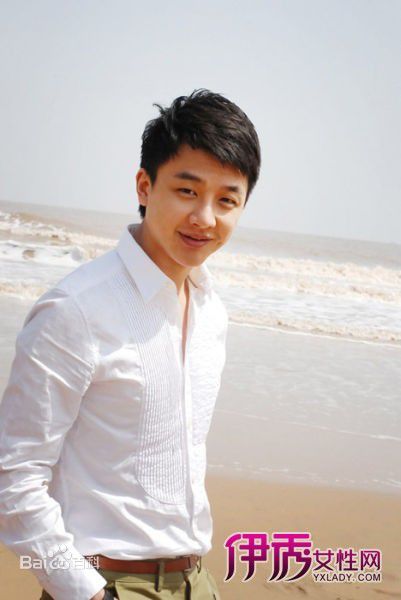 高清邹俊百图片