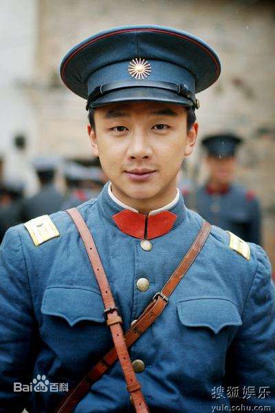 邹俊百图片素颜照相册