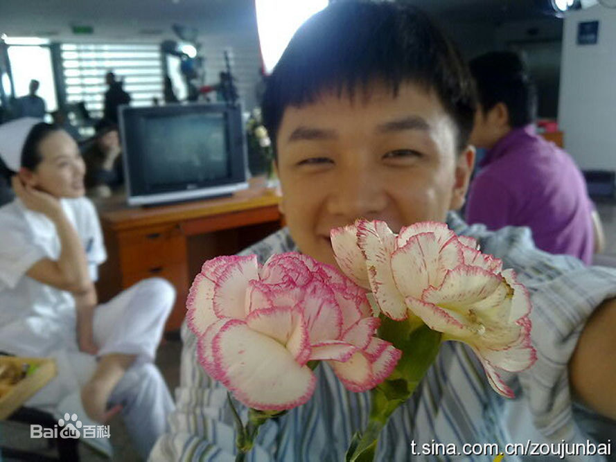 精选邹俊百精彩图册