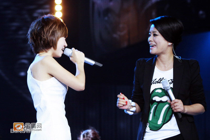 洪辰(Cici)比赛照片素颜照壁纸