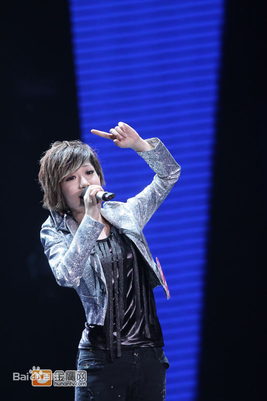 洪辰(Cici)比赛照片素颜照壁纸