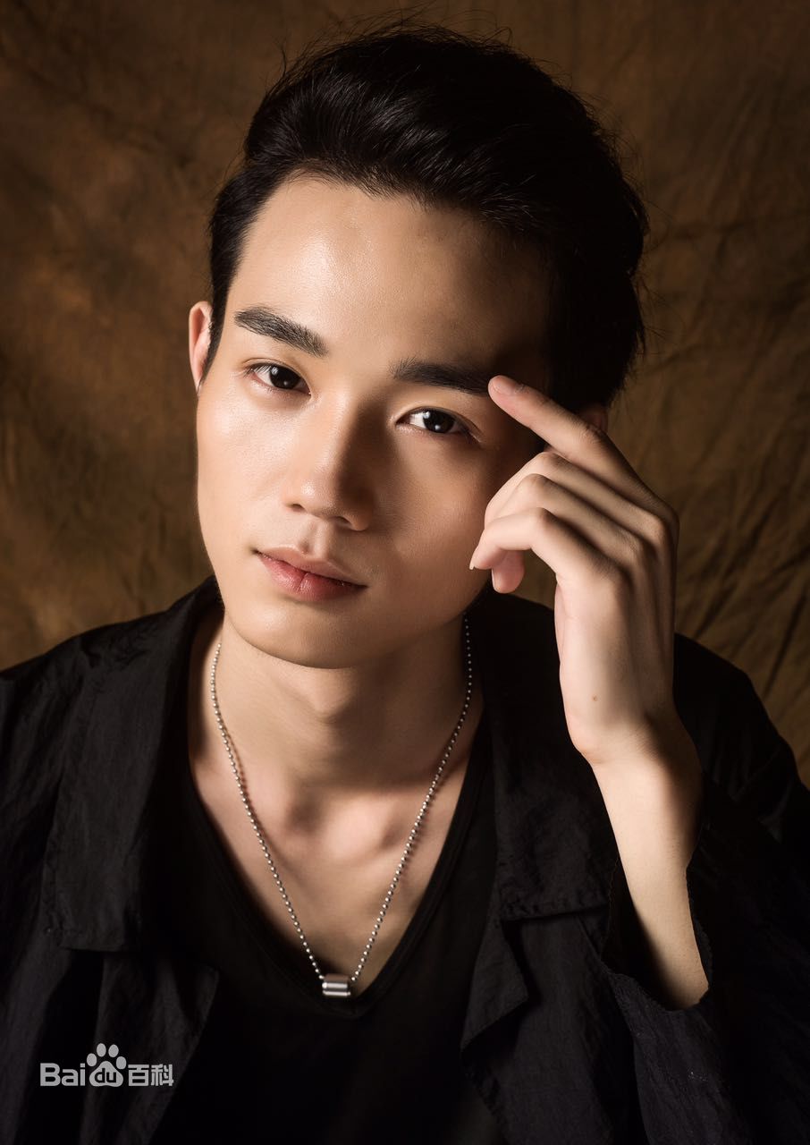 罗蓝山(Roy)高清图册