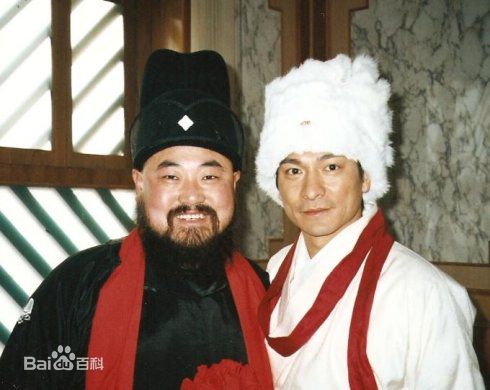 高清谢加起在《十三格格》中的军官中的图集