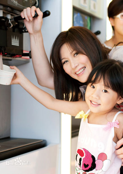 郑仲茵(Cheng Chung Yin)