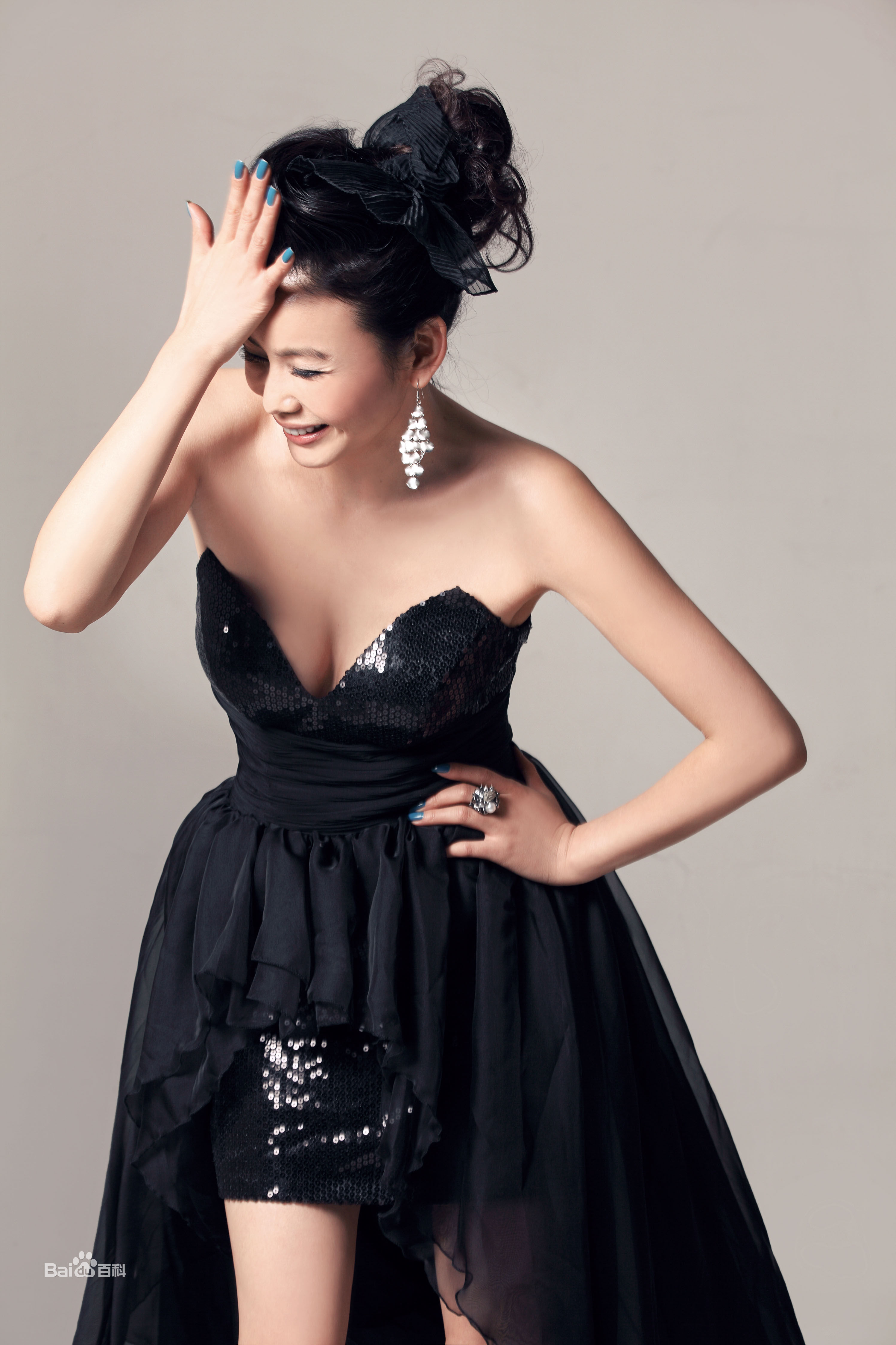 齐千郡郡主风采壁纸壁纸