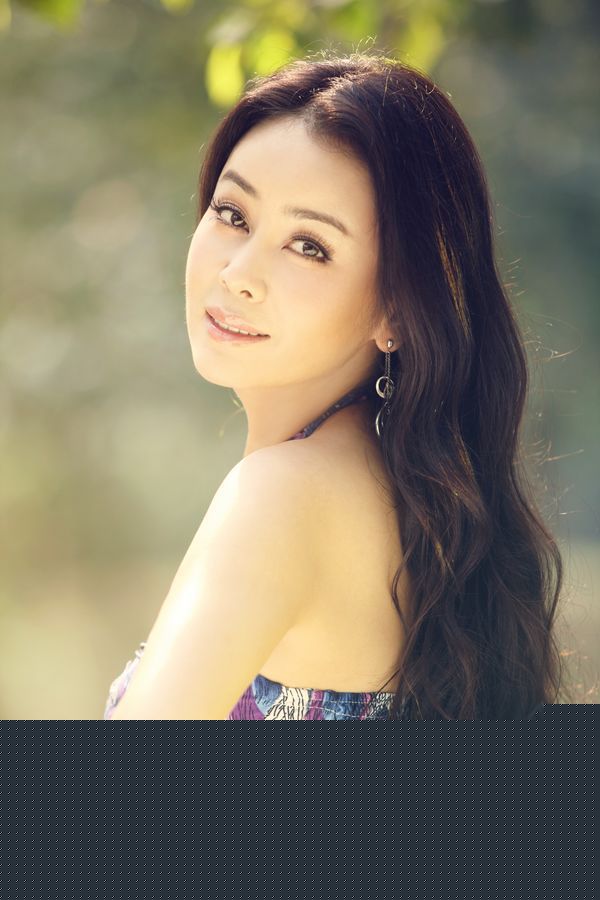 齐千郡郡主风采壁纸壁纸