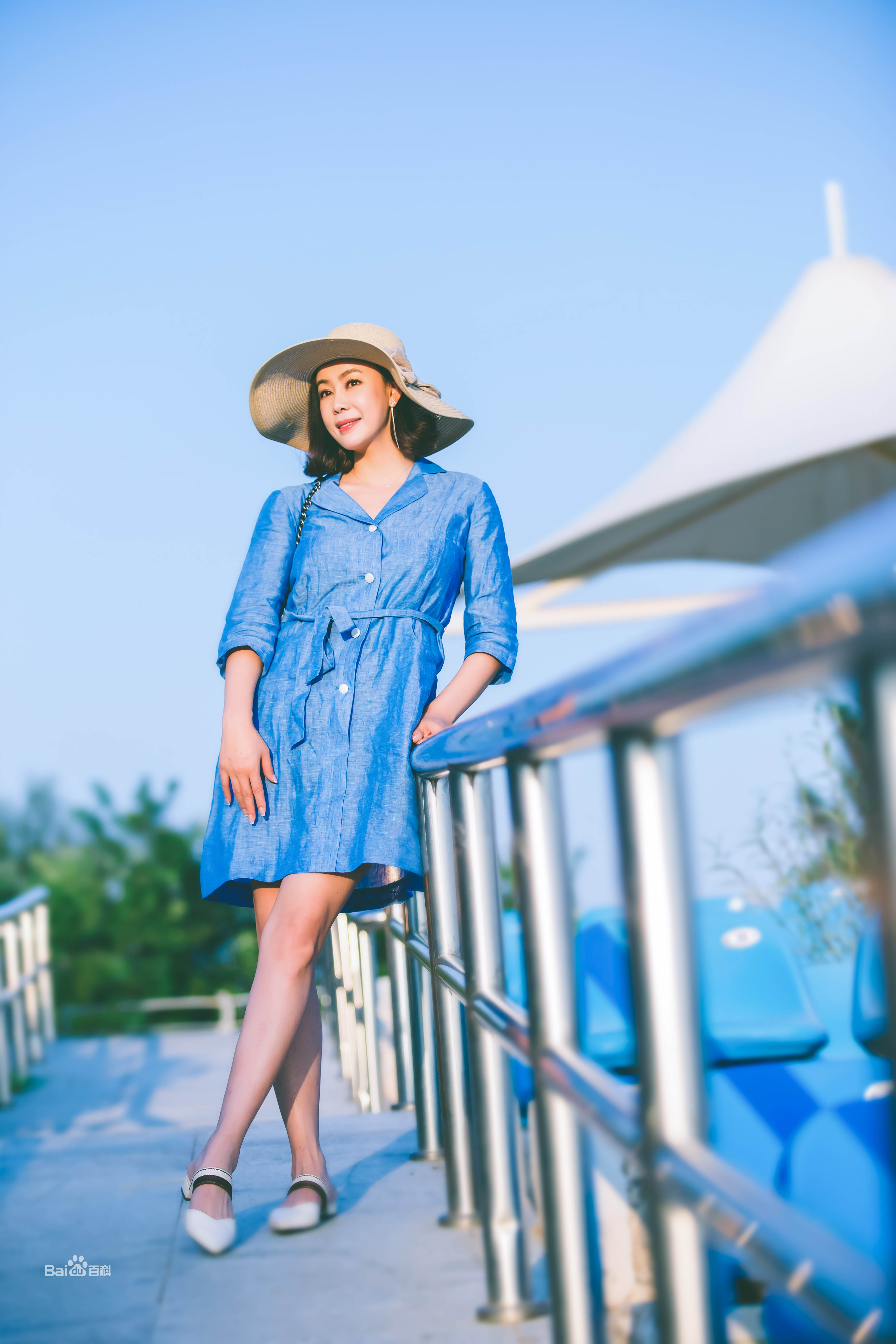 齐千郡时尚壁纸壁纸