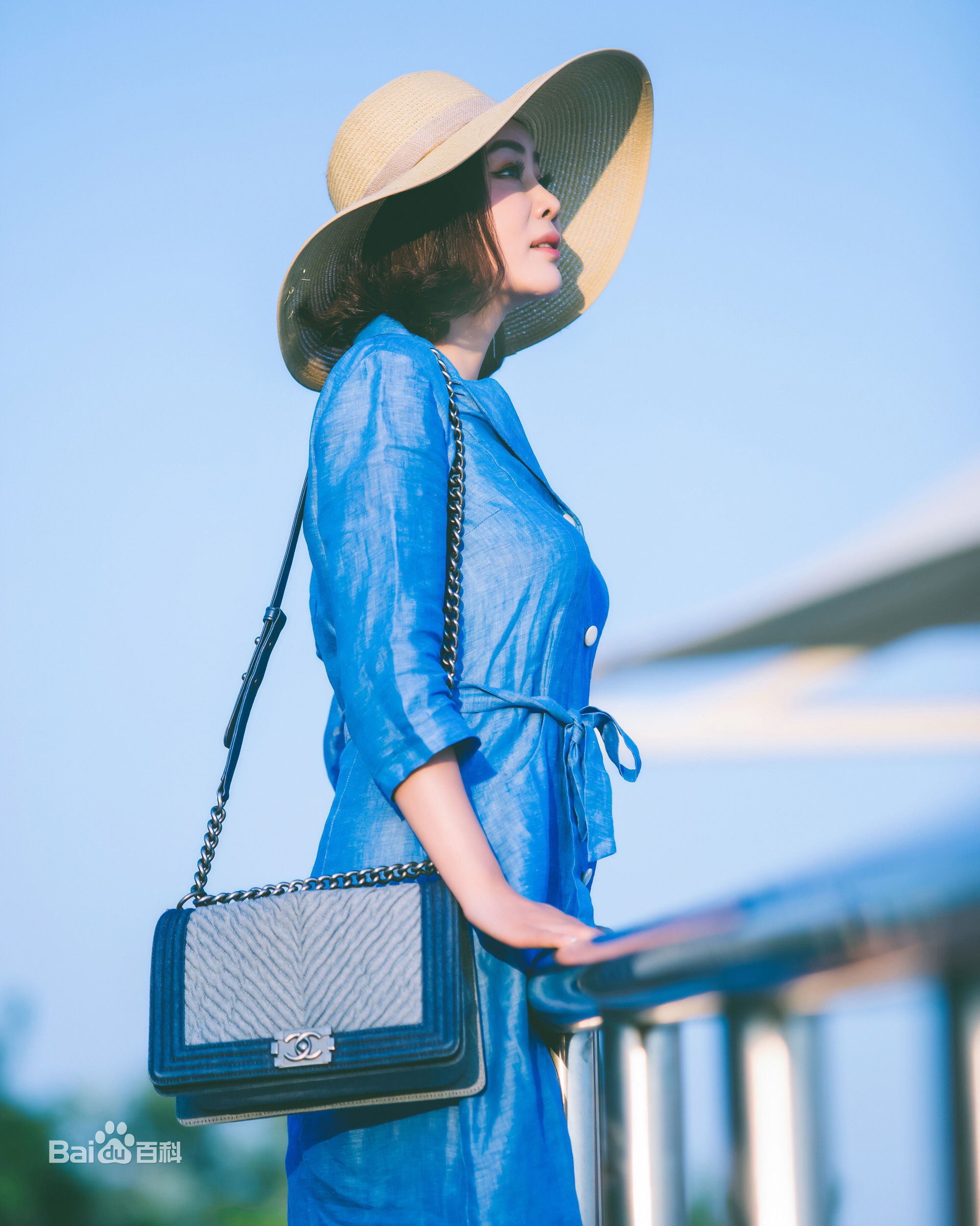 齐千郡时尚壁纸壁纸