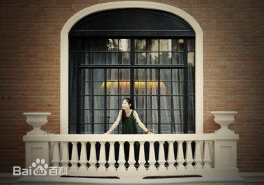 孙锂华(lilly)影像素颜照壁纸