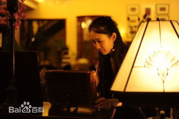 孙锂华(lilly)影像素颜照壁纸