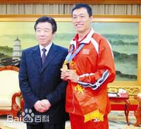 最新侯斌性感图片