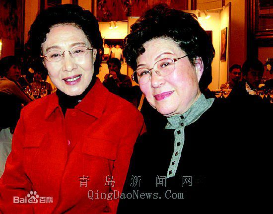 王玉梅生活照性感图片图集