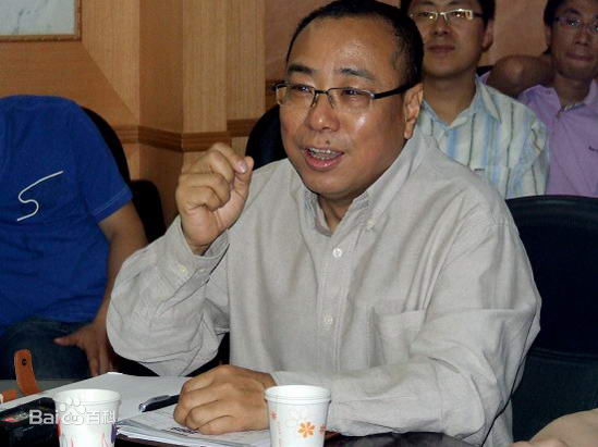 尹力活动照性感图片图集