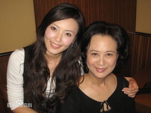 柏寒领奖现场生活照相册