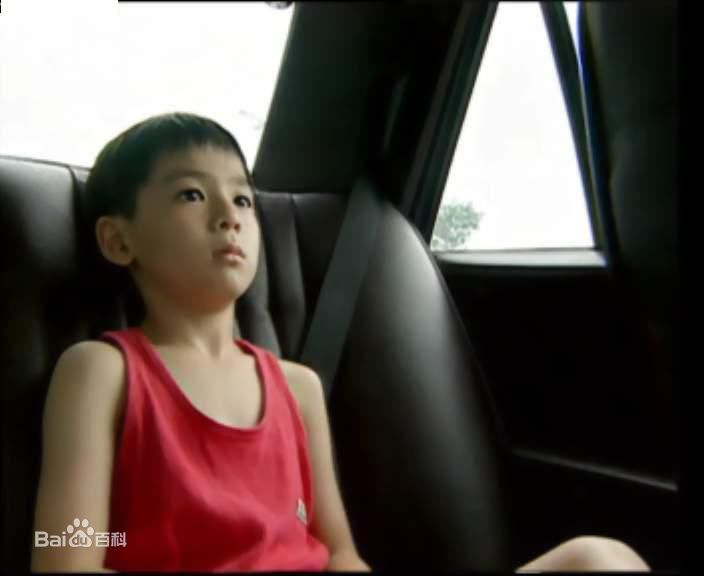 张宇豪成长经历素颜照相册