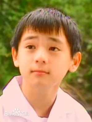 张宇豪成长经历素颜照相册